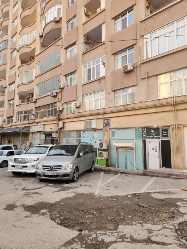 Satılır obyekt 32 m²