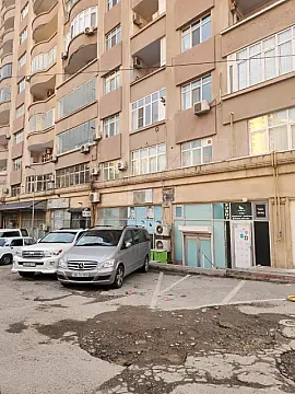 Satılır obyekt 32 m²