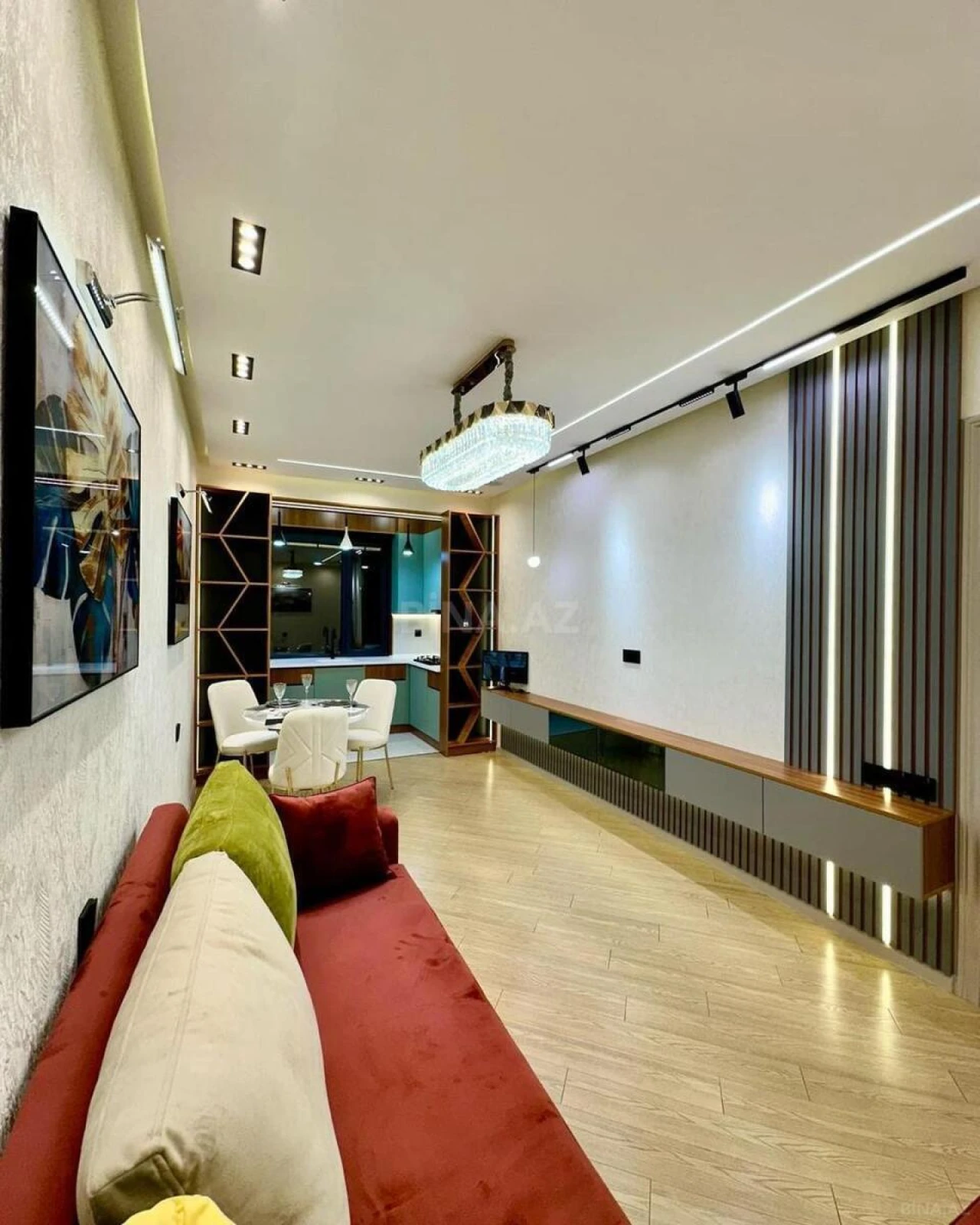 Kirayə verilir 2 otaqlı mənzil 65 m²