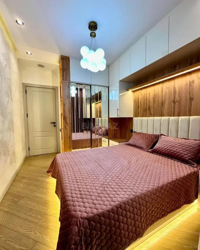 Kirayə verilir 2 otaqlı mənzil 65 m²