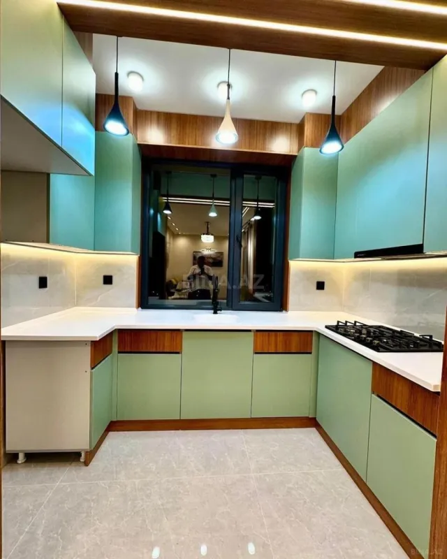 Kirayə verilir 2 otaqlı mənzil 65 m²