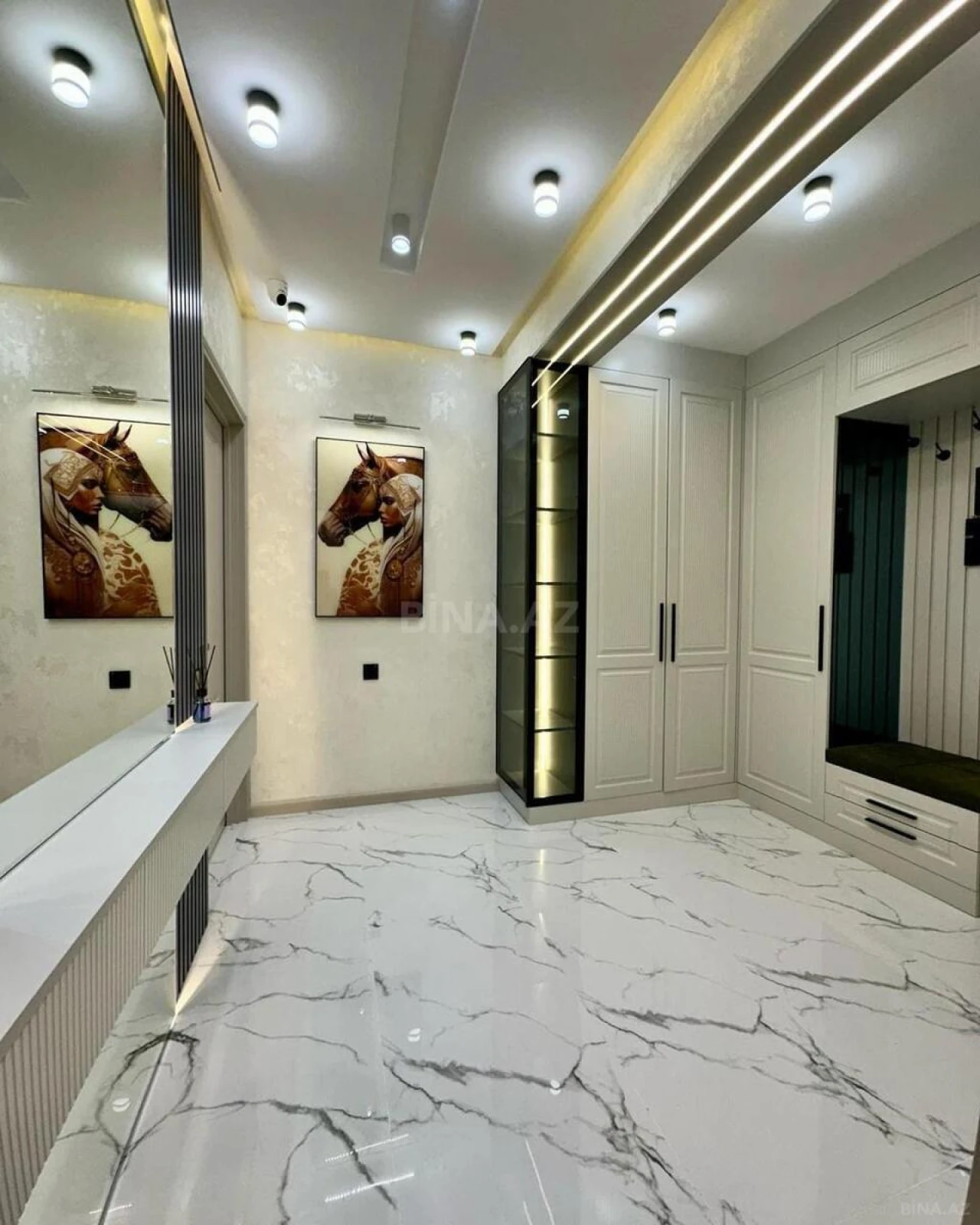 Kirayə verilir 2 otaqlı mənzil 65 m²