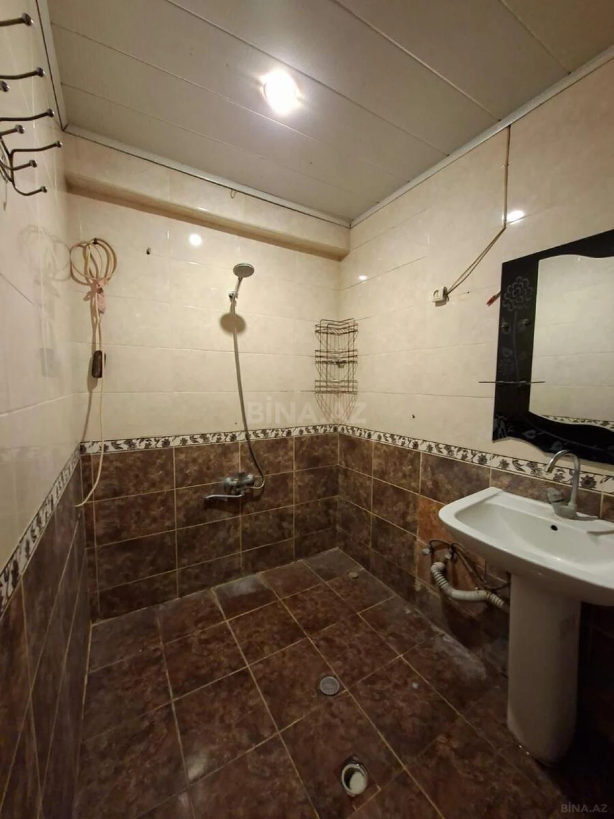 Kirayə verilir 3 otaqlı mənzil 100 m²