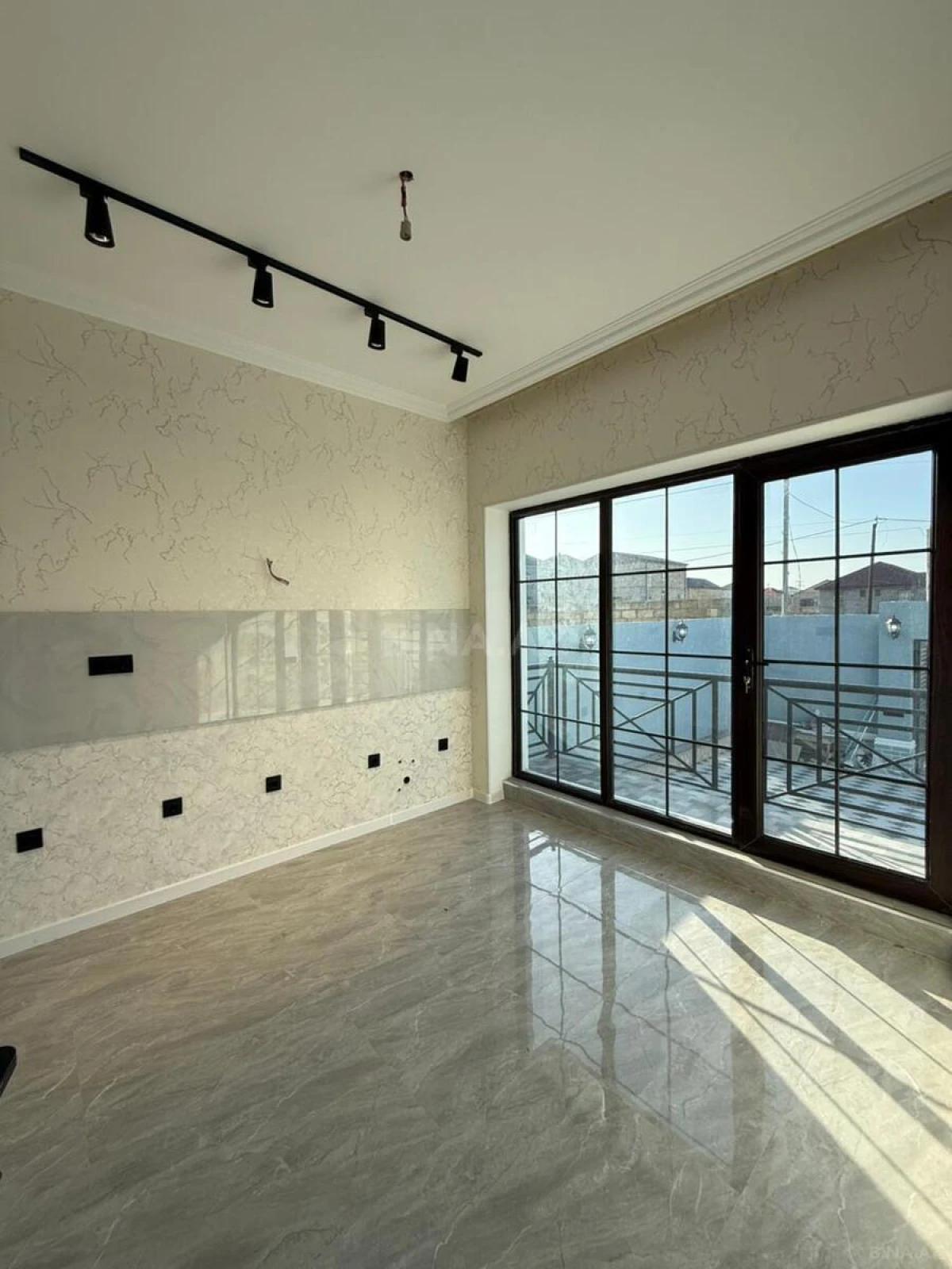 Satılır 4 otaqlı həyət evi 110 m²