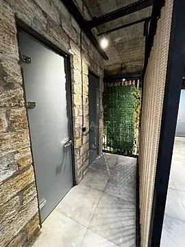 Kirayə verilir obyekt 412 m²