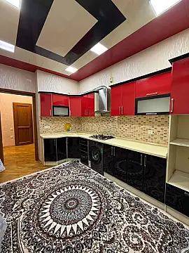 Kirayə verilir 3 otaqlı mənzil 120 m²