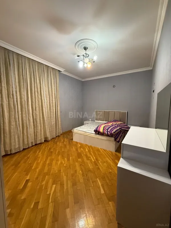Kirayə verilir 3 otaqlı mənzil 120 m²