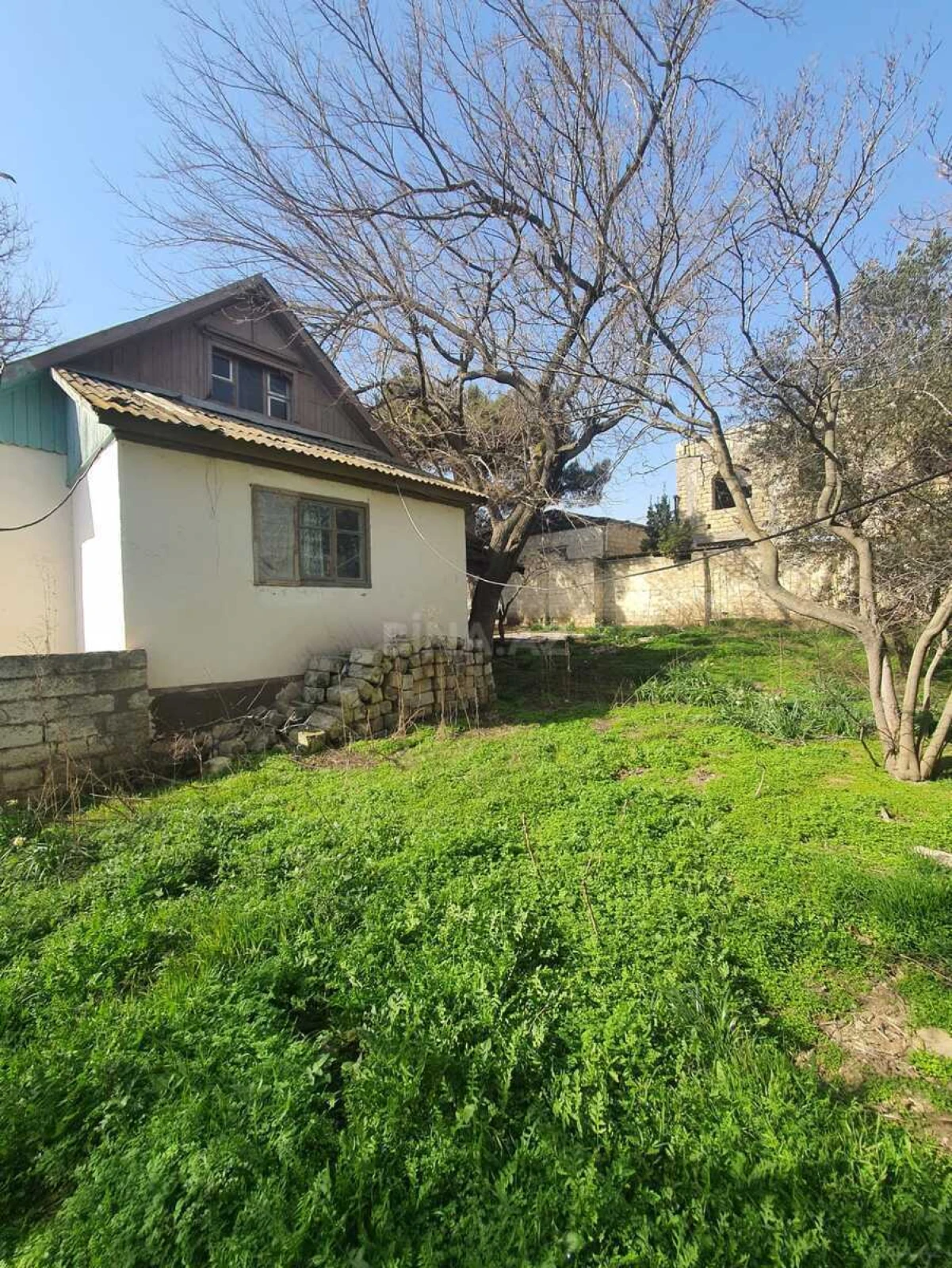 Satılır torpaq sahəsi 10 m²