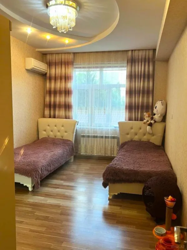 Satılır 2 otaqlı mənzil 85 m²