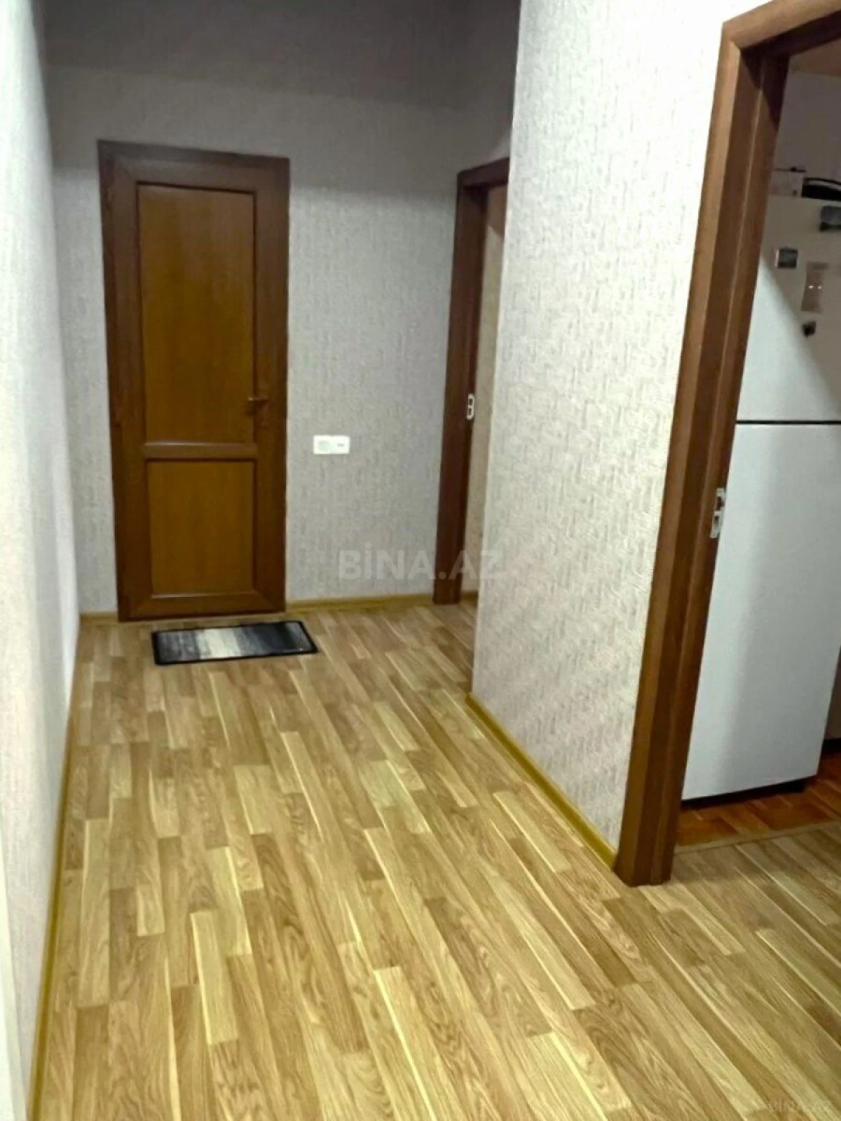 Satılır 2 otaqlı mənzil 85 m²