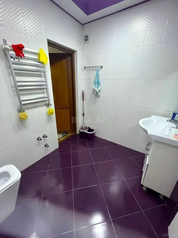 Satılır 2 otaqlı mənzil 85 m²