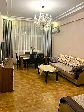 Satılır 2 otaqlı mənzil 85 m²