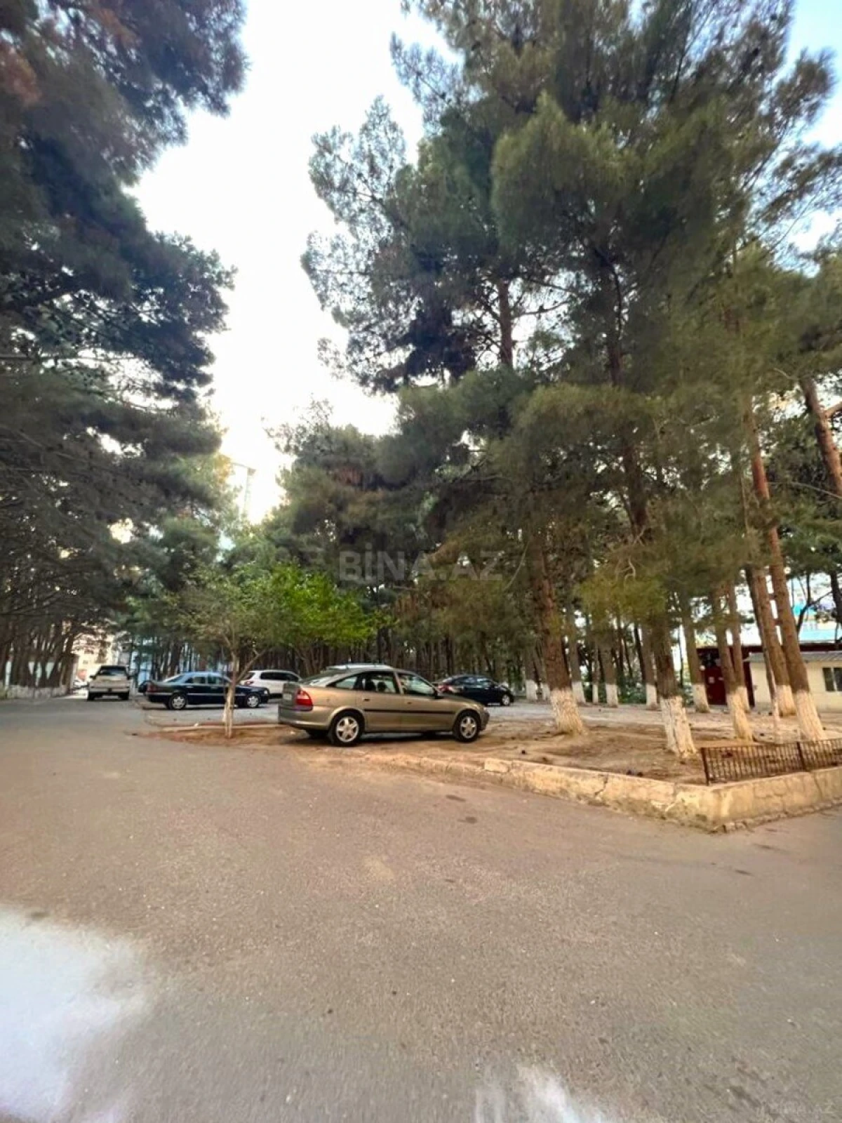 Satılır 2 otaqlı mənzil 85 m²