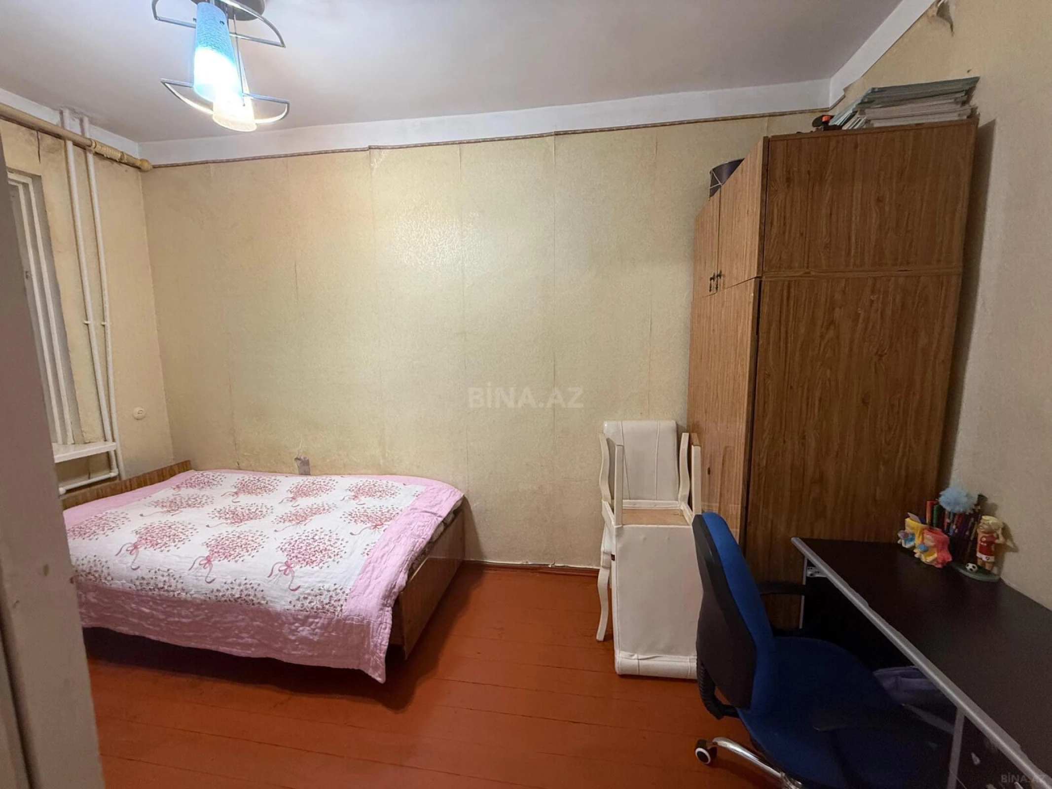 Satılır 4 otaqlı mənzil 95 m²