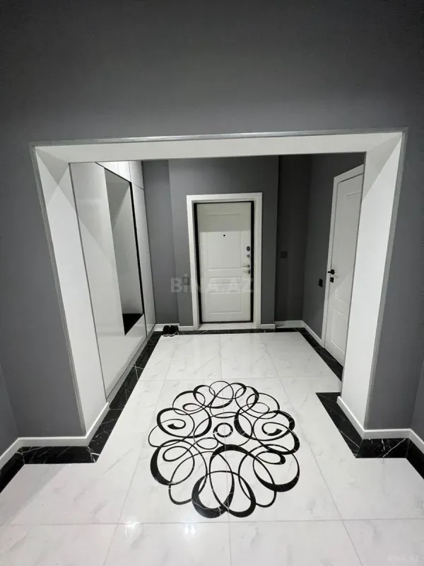 Kirayə verilir 2 otaqlı mənzil 92 m²