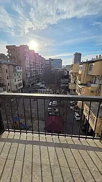 Kirayə verilir 2 otaqlı mənzil 50 m²