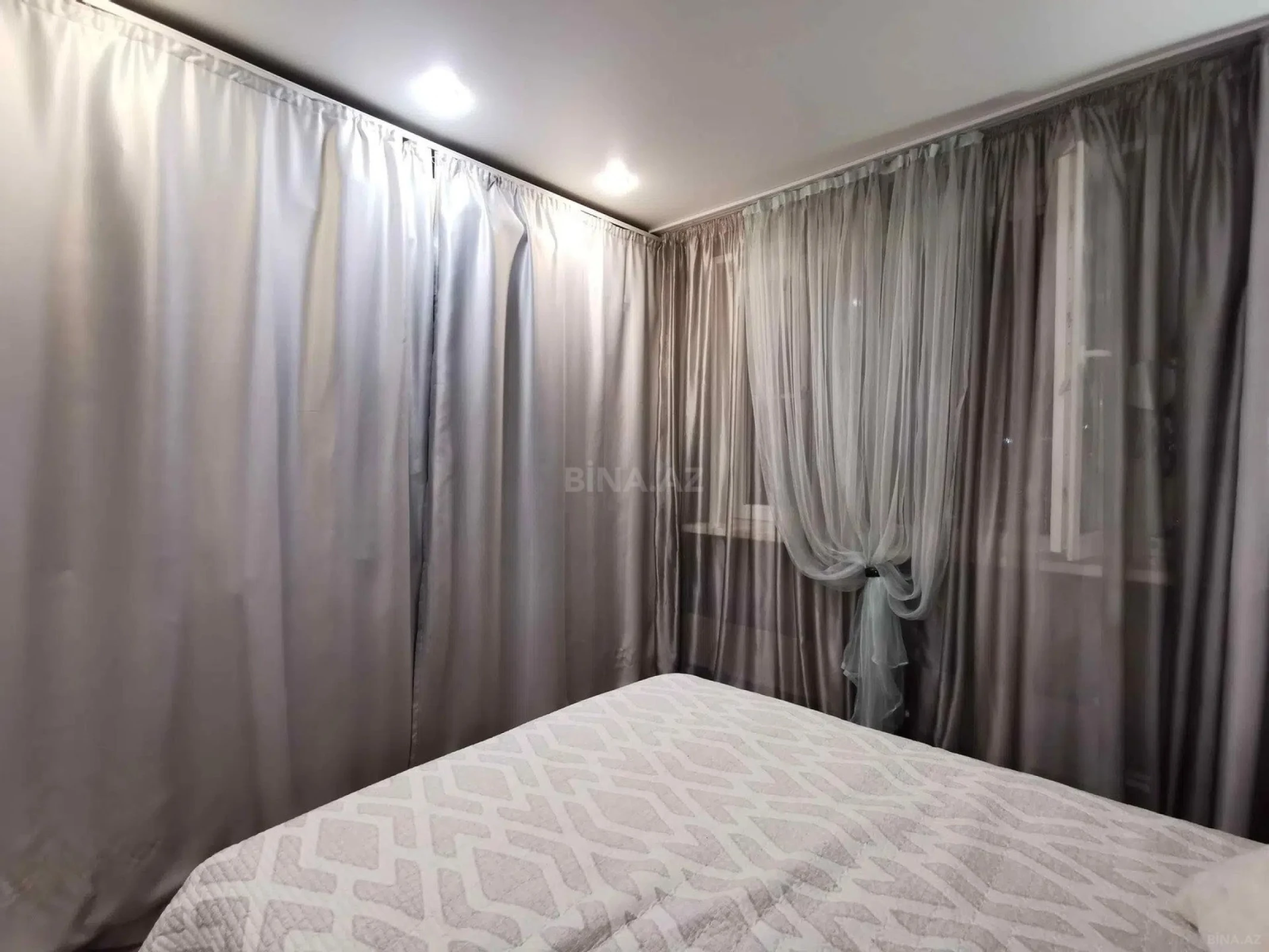 Satılır 3 otaqlı mənzil 70 m²