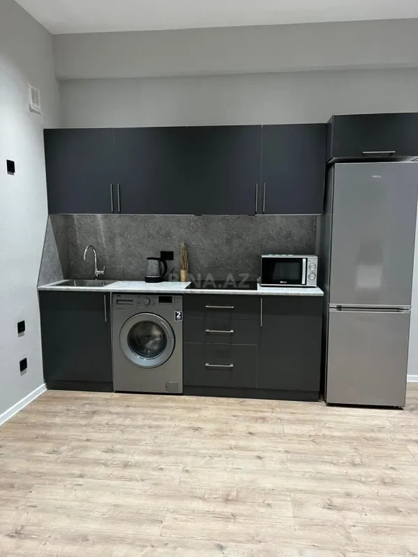 Kirayə verilir 2 otaqlı mənzil 72 m²