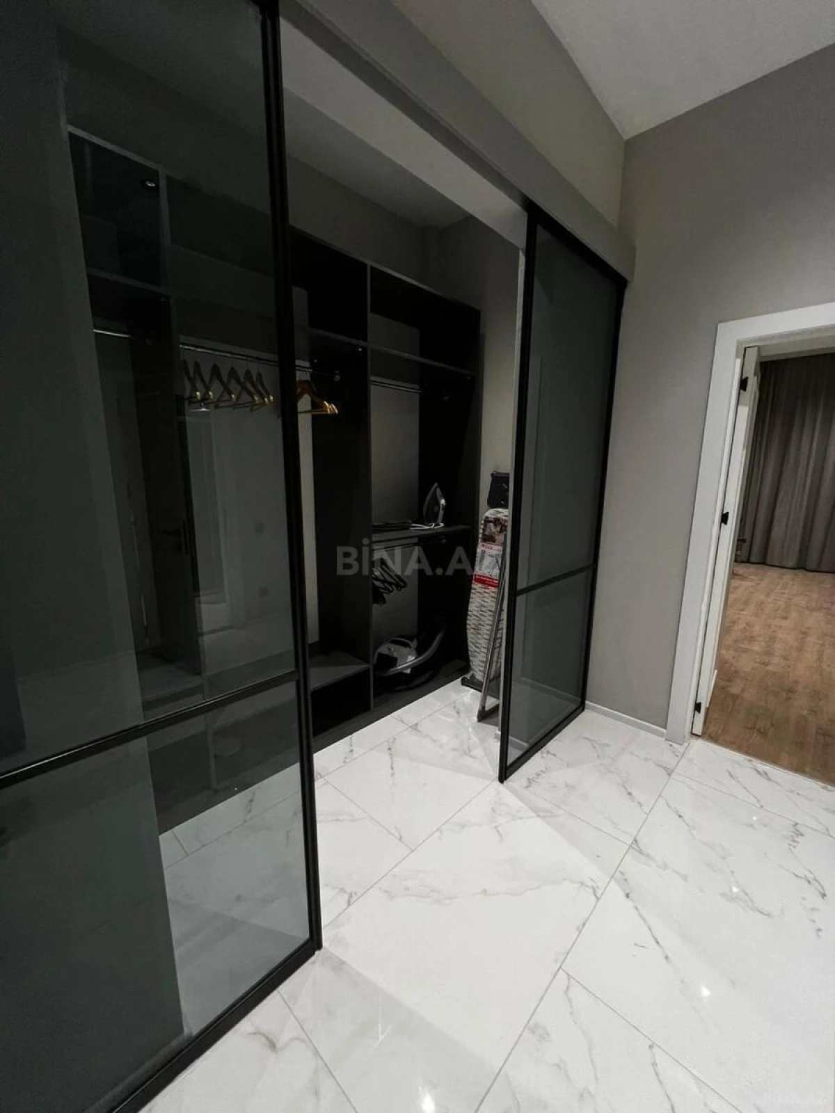 Kirayə verilir 2 otaqlı mənzil 72 m²