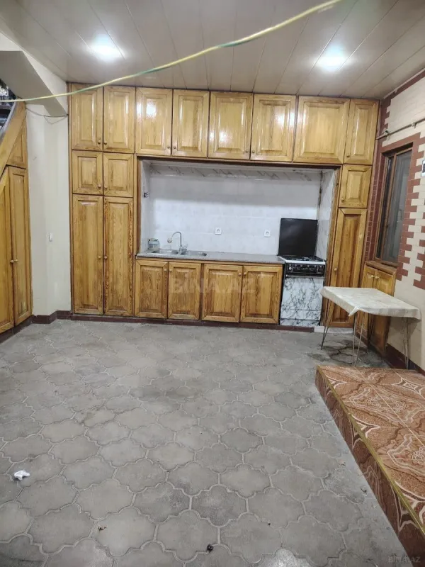 Kirayə verilir 2 otaqlı həyət evi 110 m²