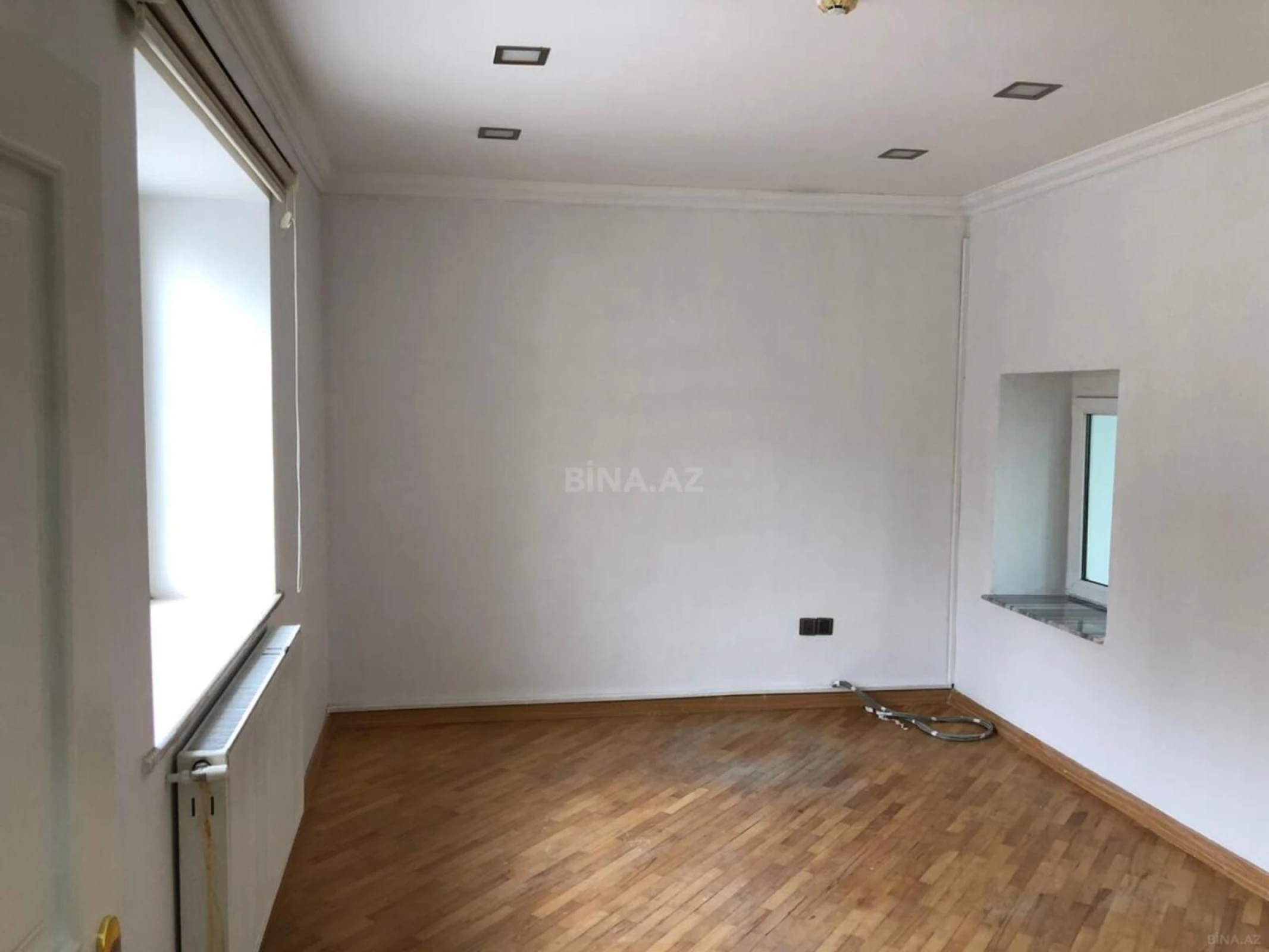 Kirayə verilir obyekt 160 m²