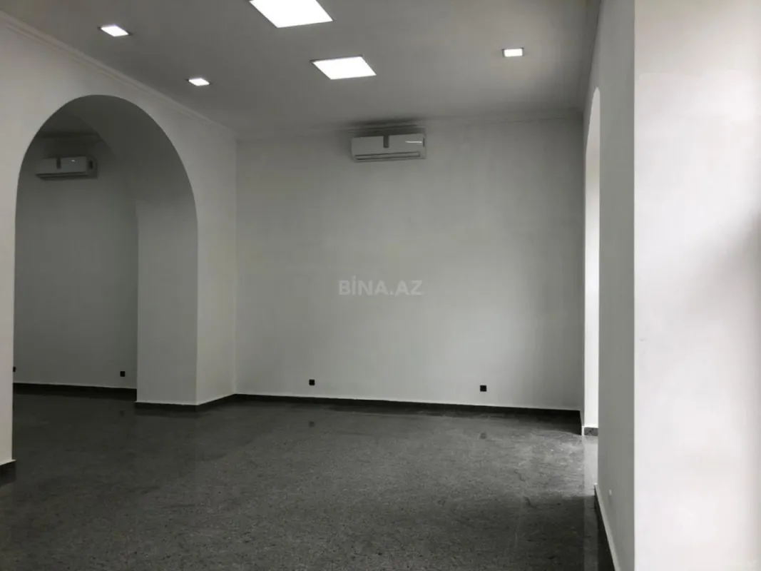 Kirayə verilir obyekt 160 m²