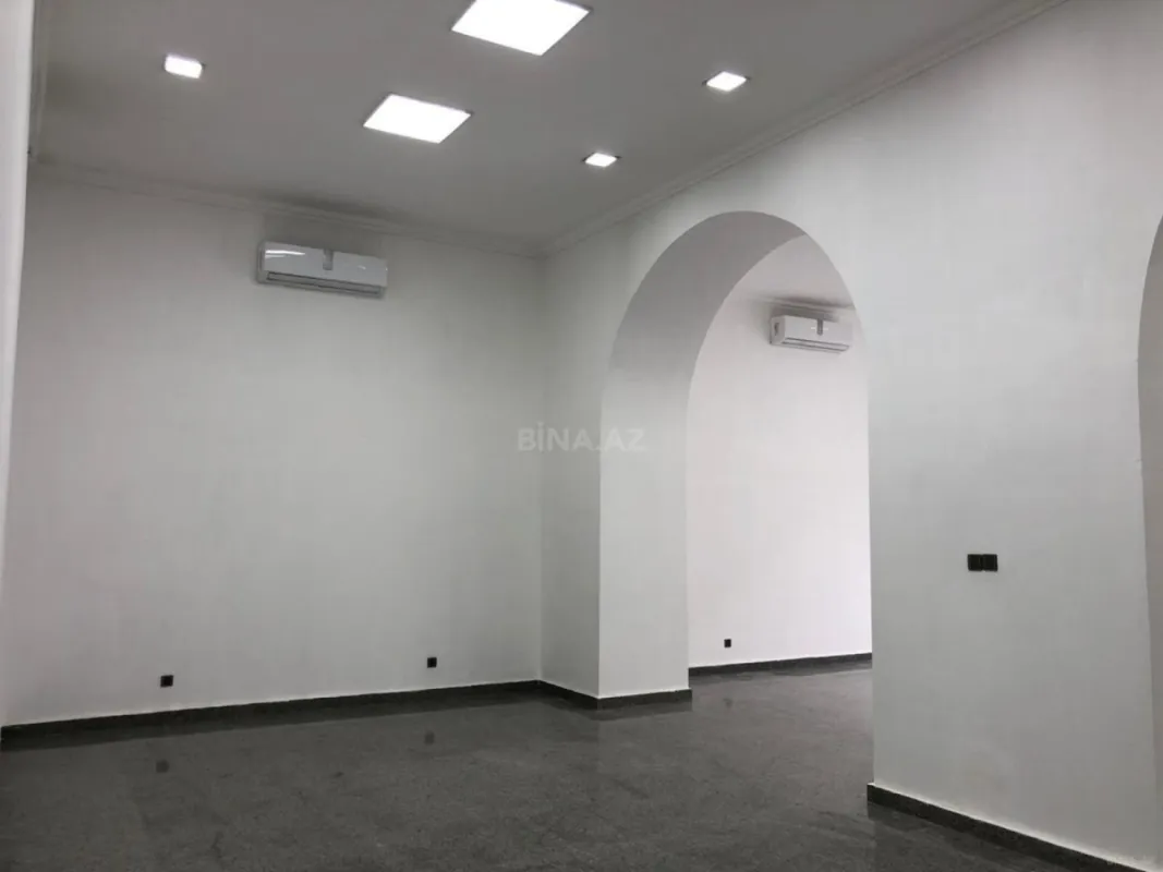 Kirayə verilir obyekt 160 m²