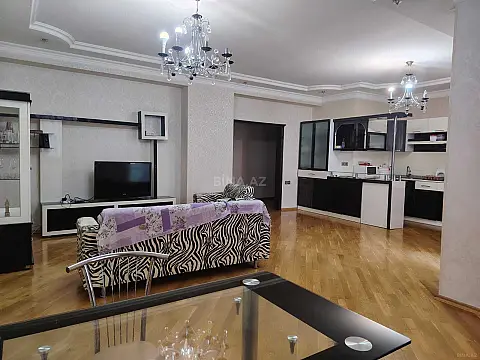 Kirayə verilir 3 otaqlı mənzil 118 m² — Bakı, Nizami 3 otaq 118.00 m²