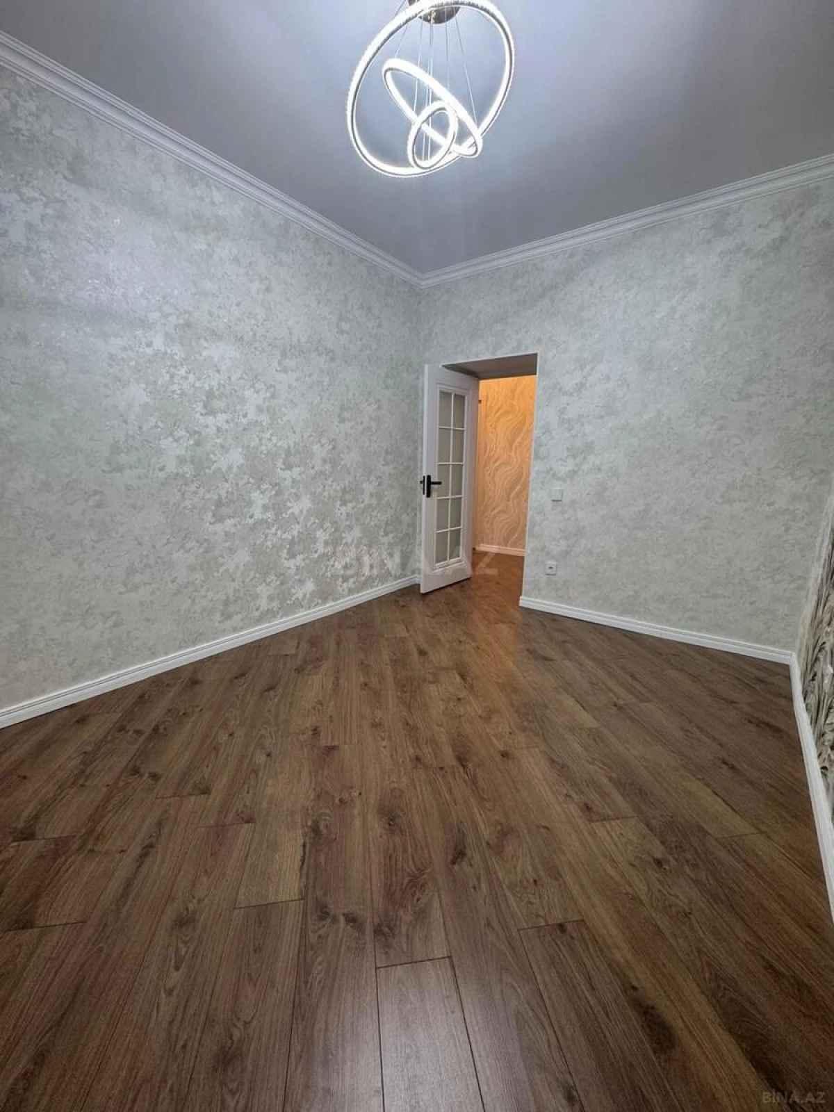 Satılır 3 otaqlı mənzil 70 m²