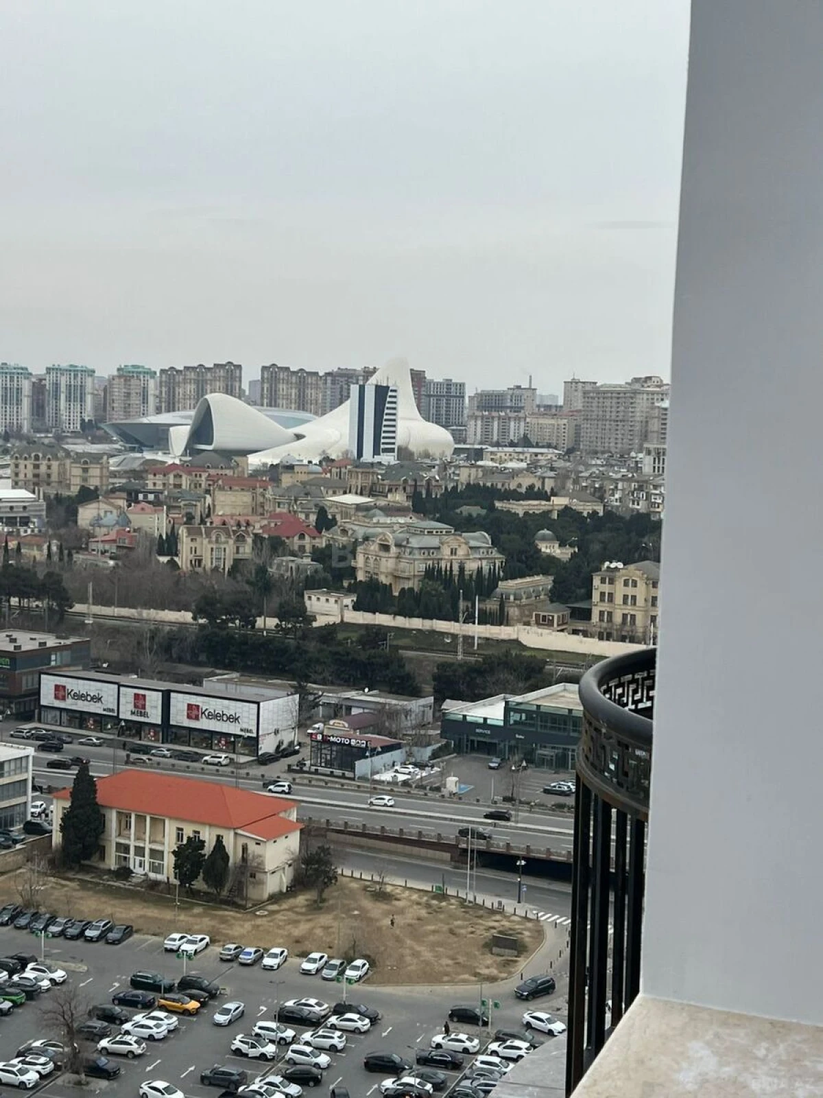 Satılır 2 otaqlı mənzil 66 m²
