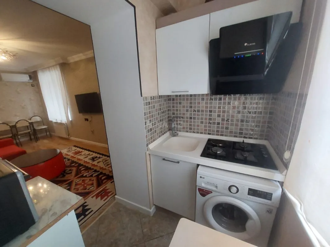 Kirayə verilir 2 otaqlı mənzil 44 m²