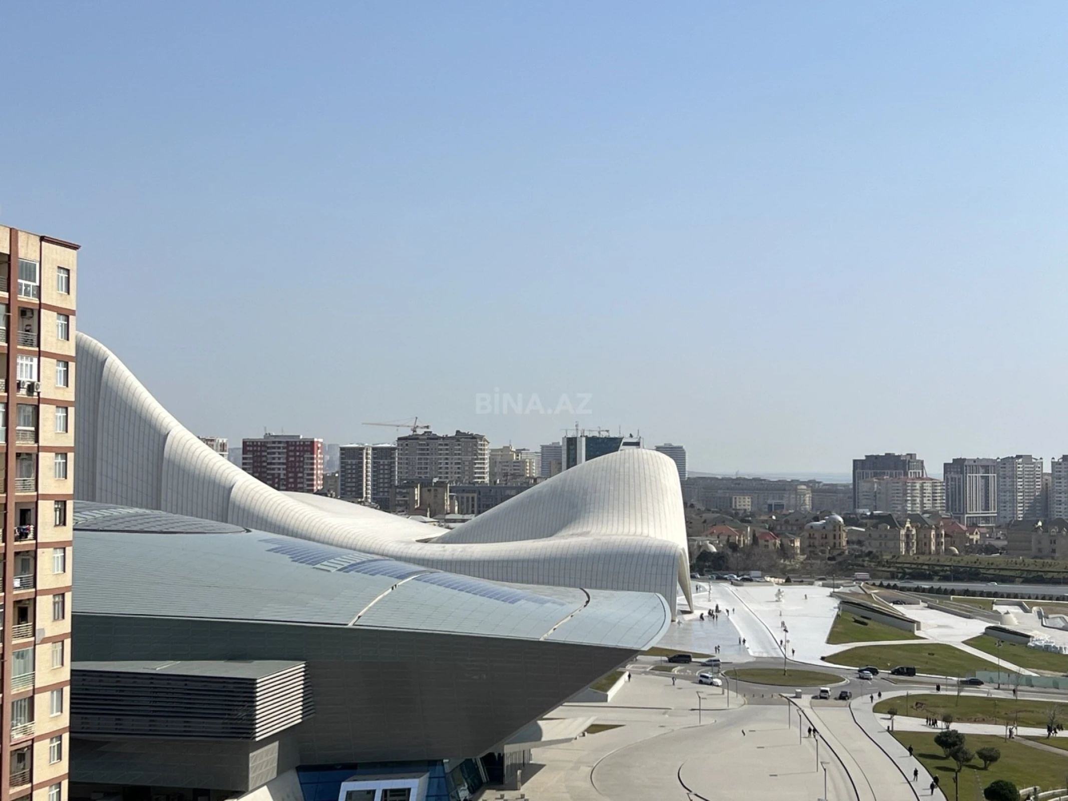 Kirayə verilir 2 otaqlı mənzil 80 m²