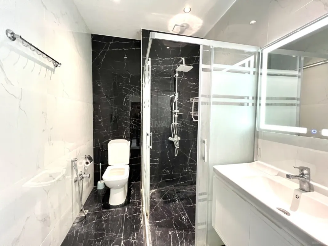 Kirayə verilir 2 otaqlı mənzil 80 m²