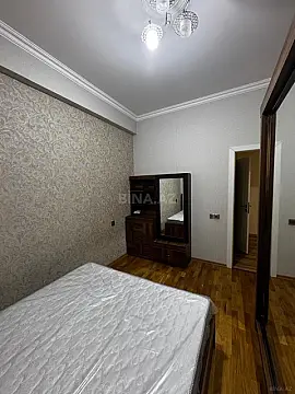 Kirayə verilir 2 otaqlı mənzil 65 m²