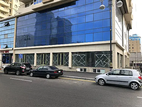 Kirayə verilir obyekt 940 m² — Bakı, Xətai 940.00 m²