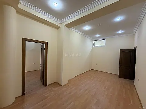 Kirayə verilir 8 otaqlı ofis 260 m²