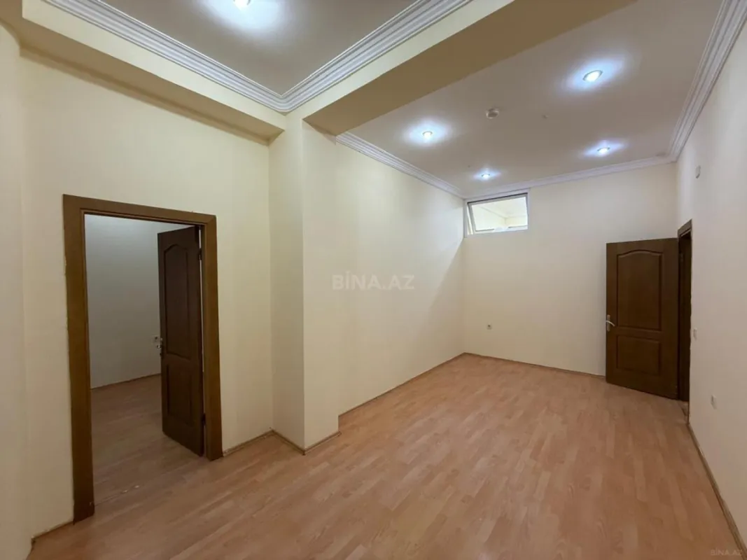 Kirayə verilir 8 otaqlı ofis 260 m²