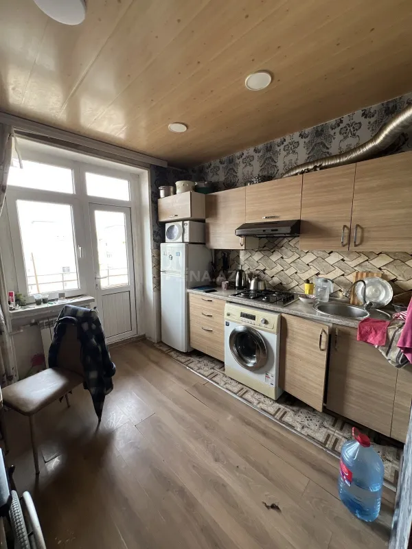 Satılır 3 otaqlı mənzil 65 m²