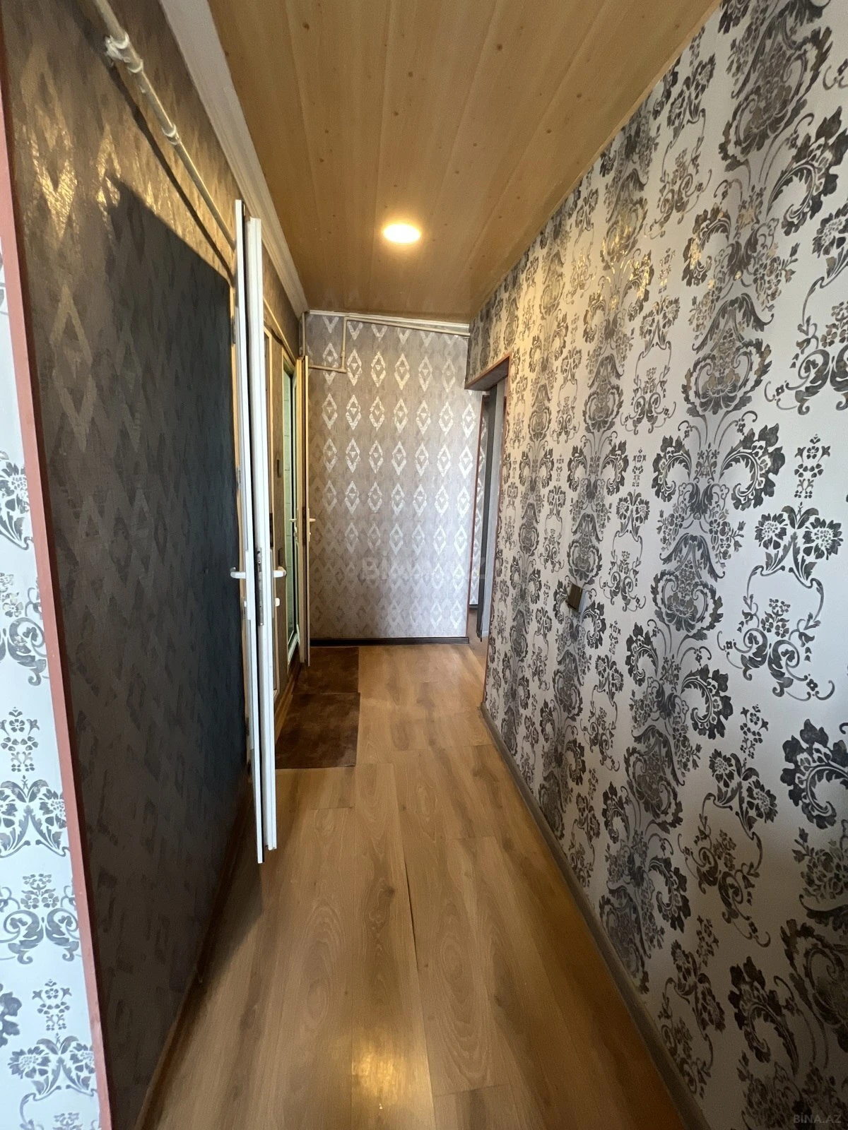 Satılır 3 otaqlı mənzil 65 m²