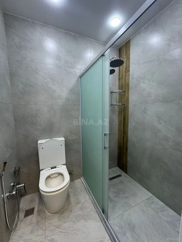 Kirayə verilir 2 otaqlı mənzil 95 m²