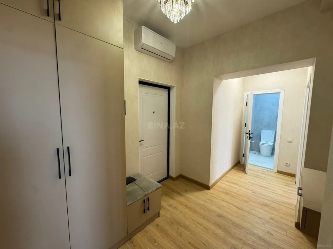 Kirayə verilir 2 otaqlı mənzil 95 m²