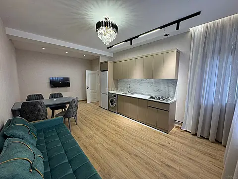 Kirayə verilir 2 otaqlı mənzil 95 m² — Bakı 2 otaq 95.00 m²
