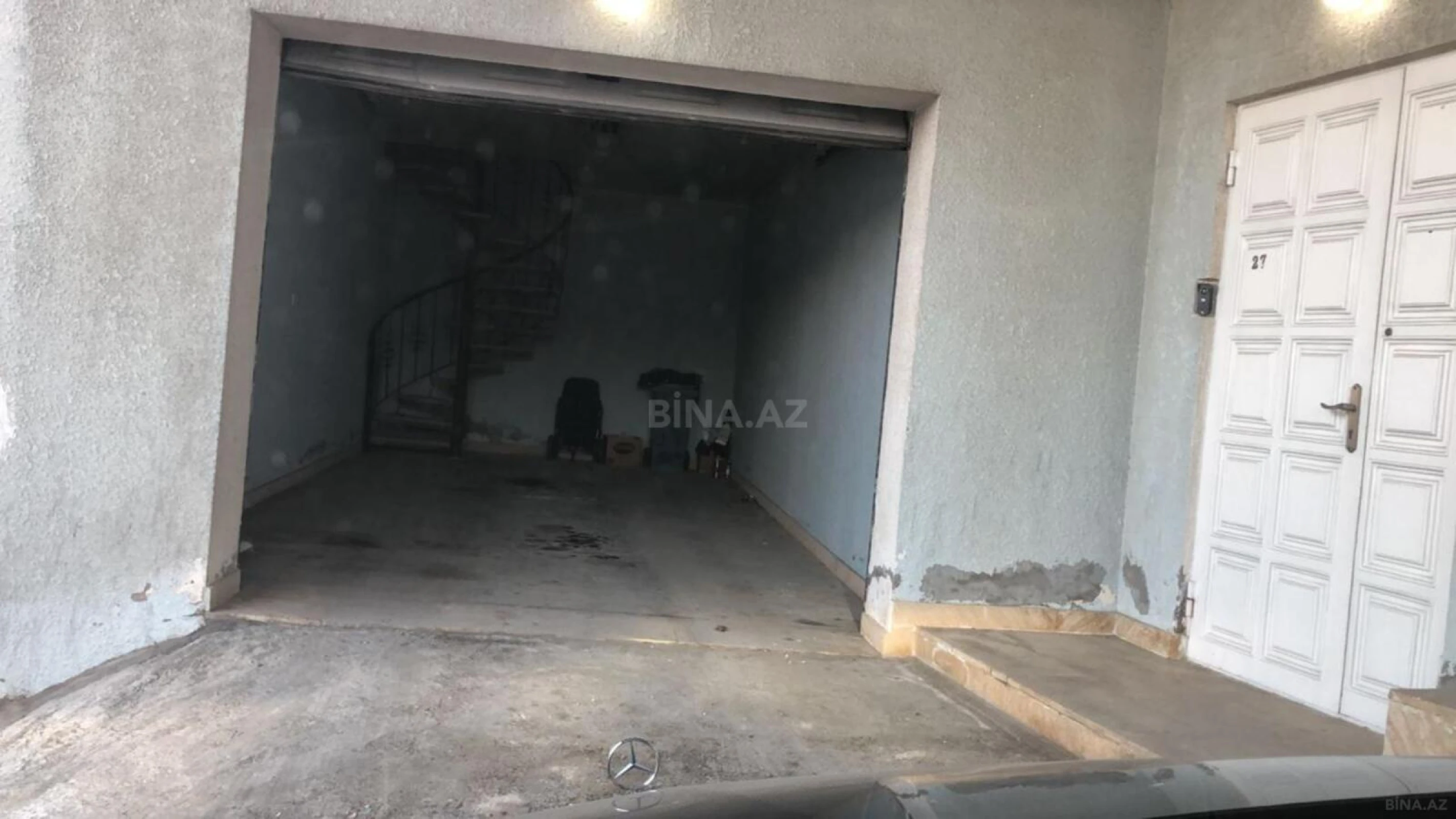 Satılır 5 otaqlı həyət evi 350 m²