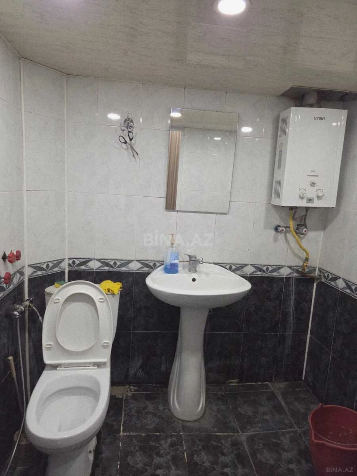 Kirayə verilir 2 otaqlı mənzil 60 m²