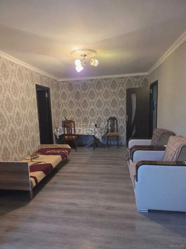 Kirayə verilir 2 otaqlı mənzil 60 m²