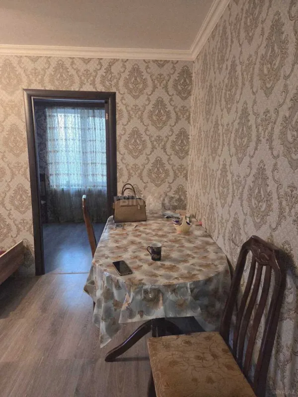Kirayə verilir 2 otaqlı mənzil 60 m²