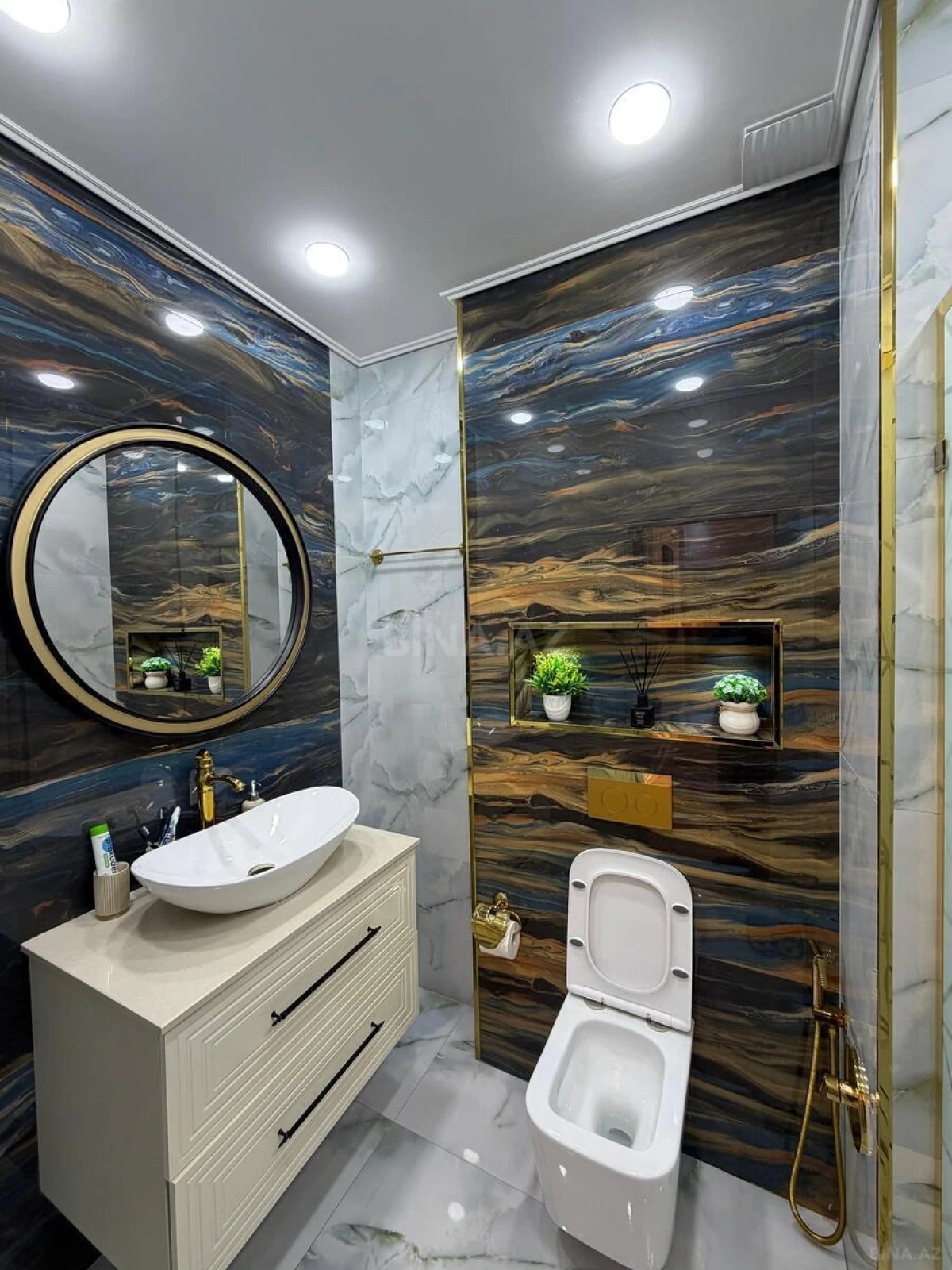 Satılır 2 otaqlı mənzil 75 m²