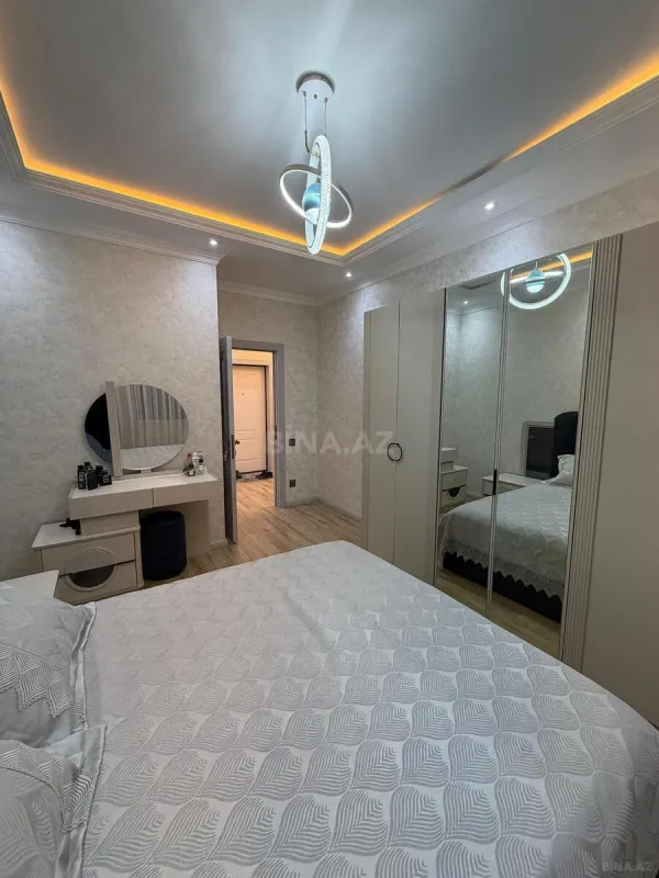 Satılır 2 otaqlı mənzil 75 m²