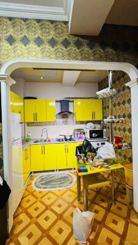 Kirayə verilir 2 otaqlı mənzil 66 m²