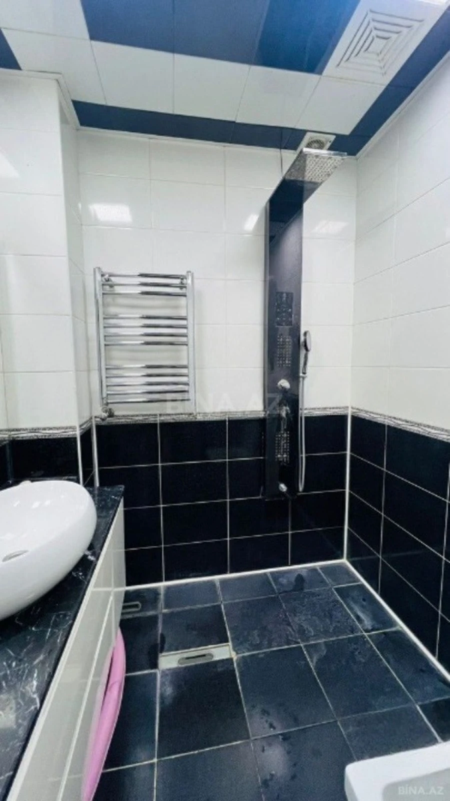 Kirayə verilir 2 otaqlı mənzil 66 m²